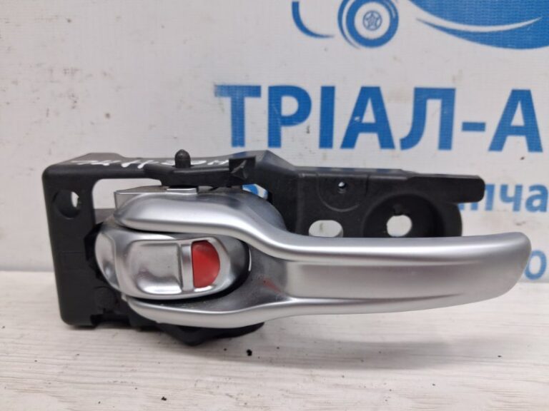 Ручка двери внутренняя левая Jeep Cherokee 2013-2019 ------- (Арт. 76381)