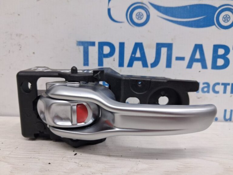 Ручка двери внутренняя левая Jeep Cherokee 2013-2019 ------- (Арт. 76382)
