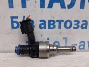 Форсунка топливная Hyundai Santa fe 2012-2019 353102G710 (Арт. 76457)
