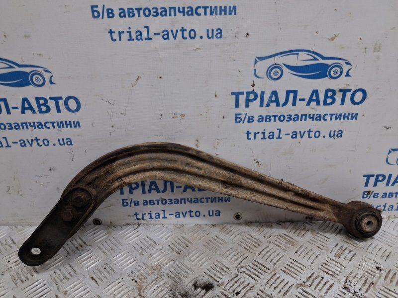 Рычаг задний поперечный Fiat Doblo 2010-2025 51821357 (Арт. 76639) Рычаг задний поперечный Fiat Doblo 2010-2025 51821357 (Арт. 76639)