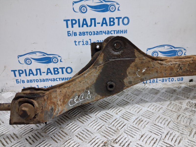 Балка задней подвески Kia Ceed 2007-2012 554101H100 (Арт. 76668) Балка задней подвески Kia Ceed 2007-2012 554101H100 (Арт. 76668)