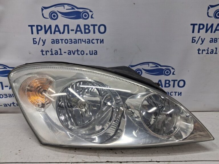 Фара правая Kia Ceed 2007-2012 921021H000 (Арт. 76692)