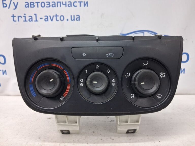 Блок управления кондиционером Fiat Doblo 2010-2025 735498657 (Арт. 76730)