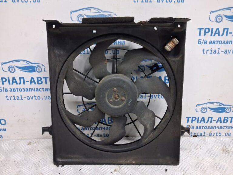 Диффузор с вентилятором радиатора Hyundai I30 2007-2012 253502H600 (Арт. 76783)