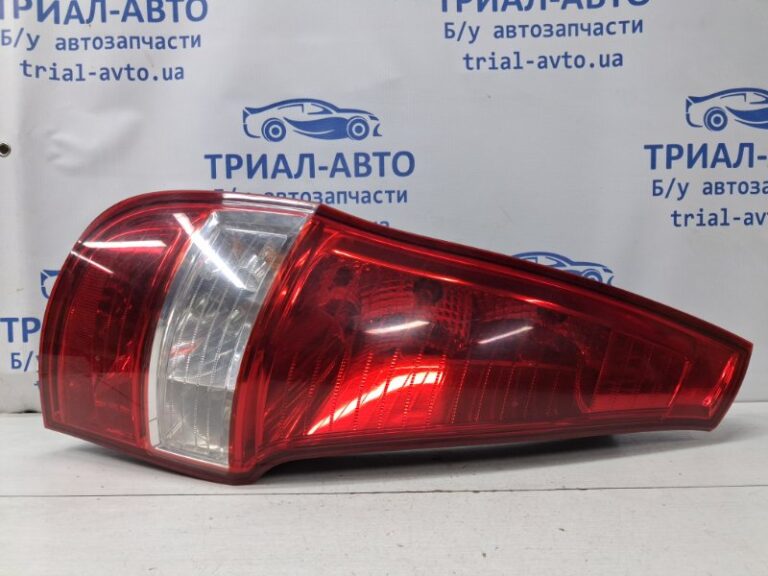 Фонарь задний внешний левый Hyundai I30 2007-2012 924012R100 (Арт. 76790)