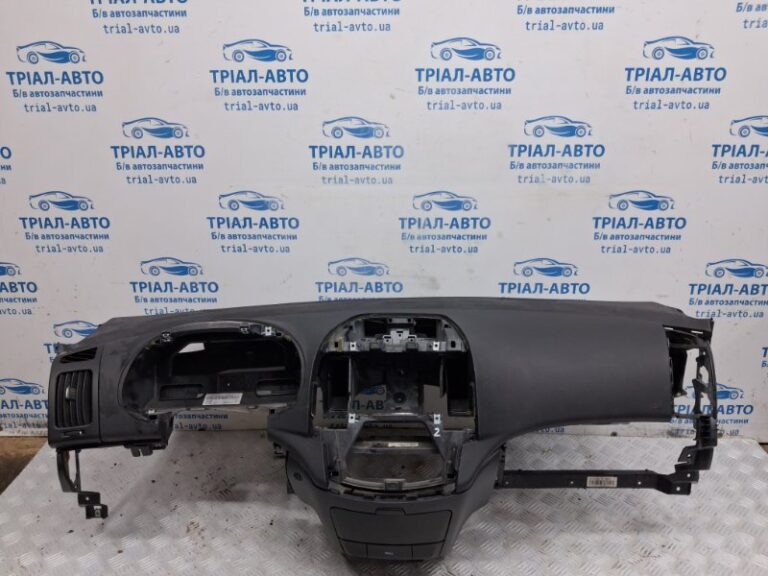 Торпеда с подушкой бесопасности Hyundai I30 2007-2012 847102L150XP (Арт. 76818)