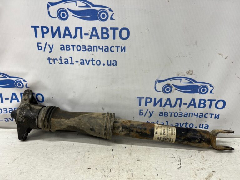 Амортизатор задний Hyundai I30 2007-2012 553112L200 (Арт. 76829)