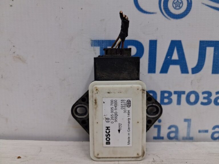 Датчик ускорения Hyundai I30 2007-2012  (Арт. 76867)