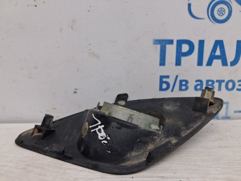 Решетка переднего бампера левая Kia Ceed 2007-2012 865631H020 (Арт. 76884) Решетка переднего бампера левая Kia Ceed 2007-2012 865631H020 (Арт. 76884)