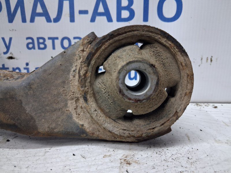 Рычаг левый Hyundai I30 2007-2012 545002H000 (Арт. 76990) Рычаг левый Hyundai I30 2007-2012 545002H000 (Арт. 76990)