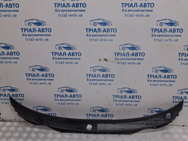 Дефлектор дворников Mitsubishi Pajero Sport 1996-2008 MR221996 (Арт. 77260)
