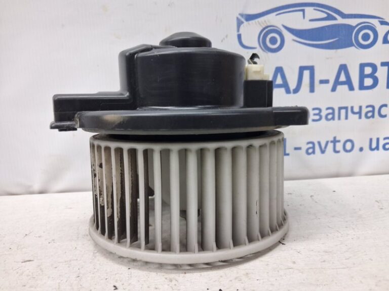 Моторчик печки Mitsubishi Pajero Sport 1996-2008 MR315962 (Арт. 77274)