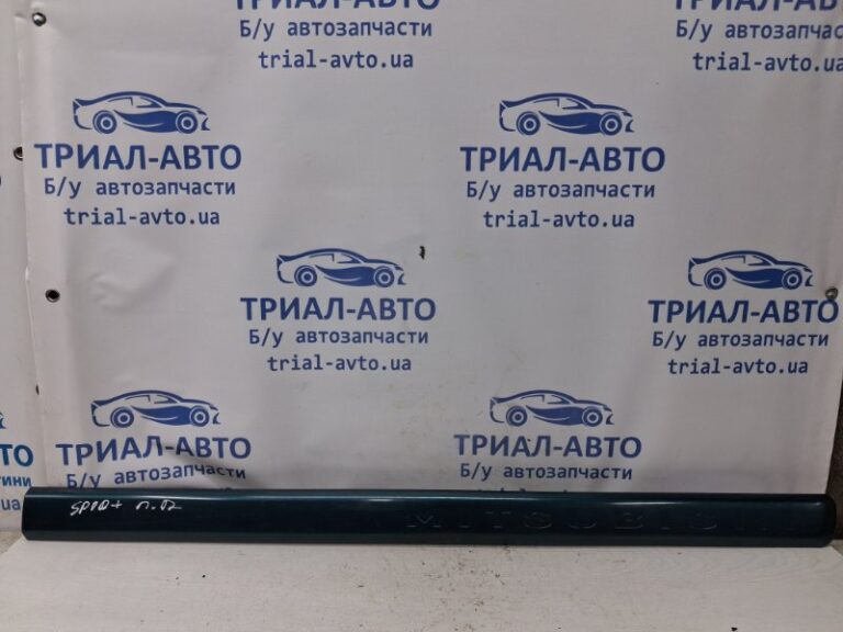 Накладка двери Mitsubishi Pajero Sport 1996-2008 MR452930 (Арт. 77286)