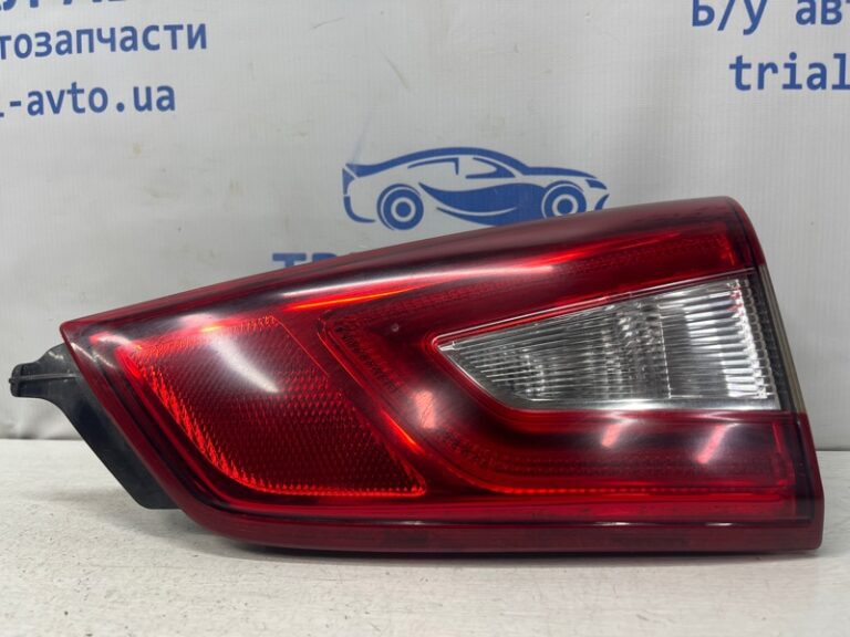 Фонарь задний внутренний правый Nissan Qashqai 2013-2022 265504EA5C (Арт. 77349)