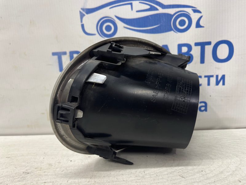 Решетка противотуманки правая Nissan Qashqai 2013-2022 622564EA0C (Арт. 77355) Решетка противотуманки правая Nissan Qashqai 2013-2022 622564EA0C (Арт. 77355)