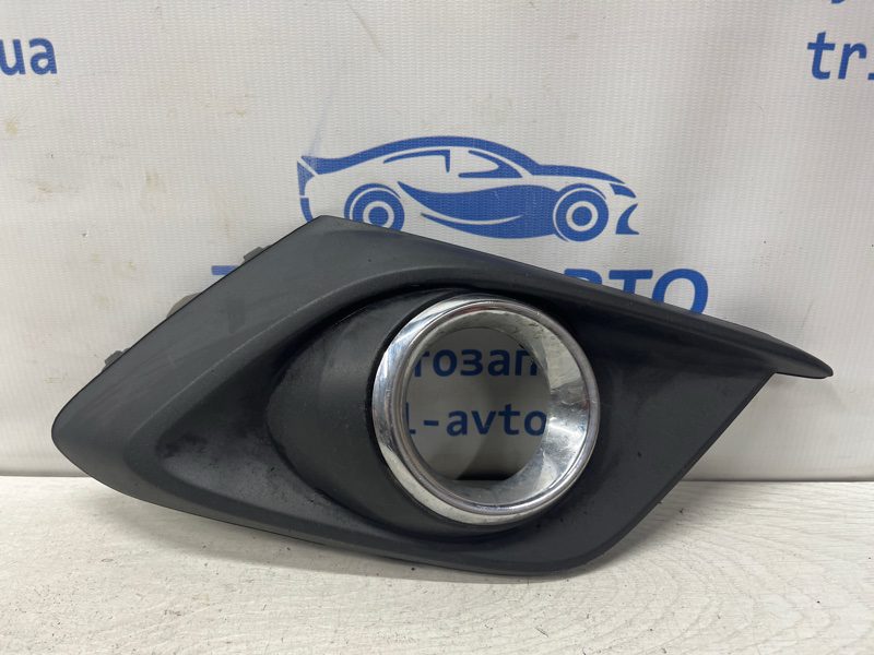 Решетка противотуманки правая Mazda 3 2013-2019 BJE150C11A (Арт. 77361) Решетка противотуманки правая Mazda 3 2013-2019 BJE150C11A (Арт. 77361)