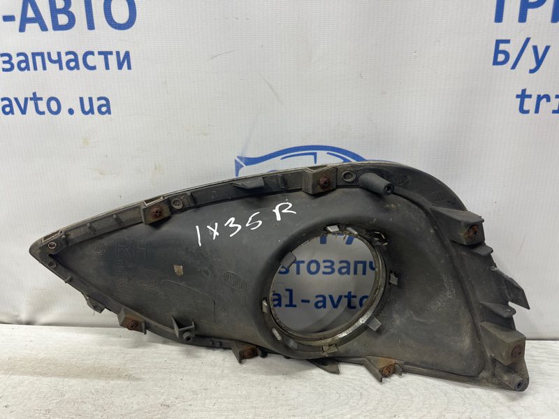 Решетка противотуманки правая Hyundai IX35 2009-2015 865862Y000 (Арт. 77376) Решетка противотуманки правая Hyundai IX35 2009-2015 865862Y000 (Арт. 77376)