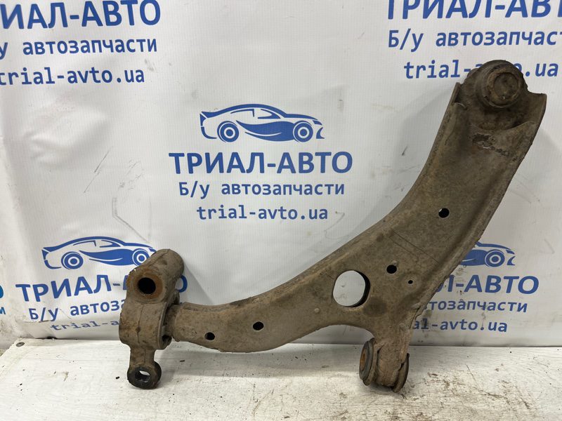 Рычаг передний нижний правый Mazda 3 2013-2019 B60P34300E (Арт. 77442) Рычаг передний нижний правый Mazda 3 2013-2019 B60P34300E (Арт. 77442)