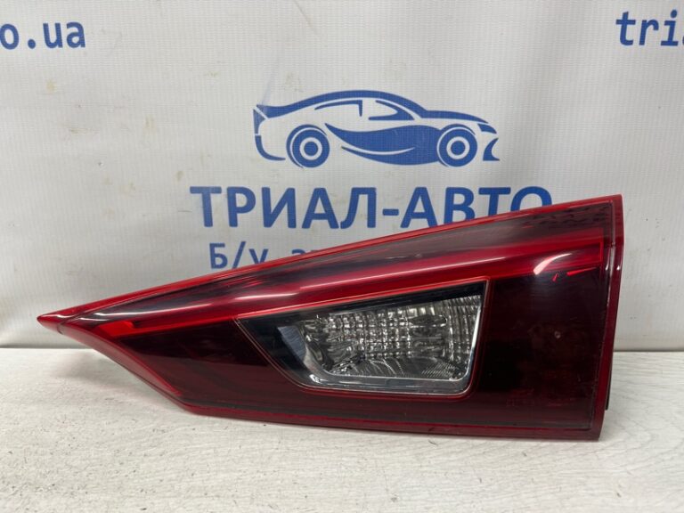 Фонарь задний внутренний правый Mazda 3 2013-2019 B45A513F0 (Арт. 77506)