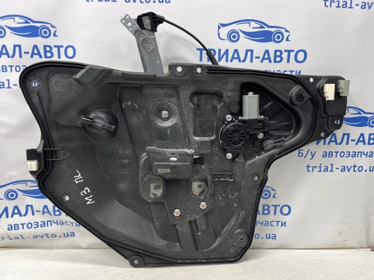 Стеклоподъемник передний левый Mazda 3 2013-2019  (Арт. 77634)