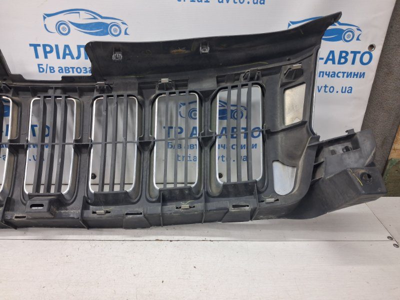 Решетка радиатора Jeep Grand Cherokee 2010-2013 55079377AD (Арт. 71509) Решетка радиатора Jeep Grand Cherokee 2010-2013 55079377AD (Арт. 71509)
