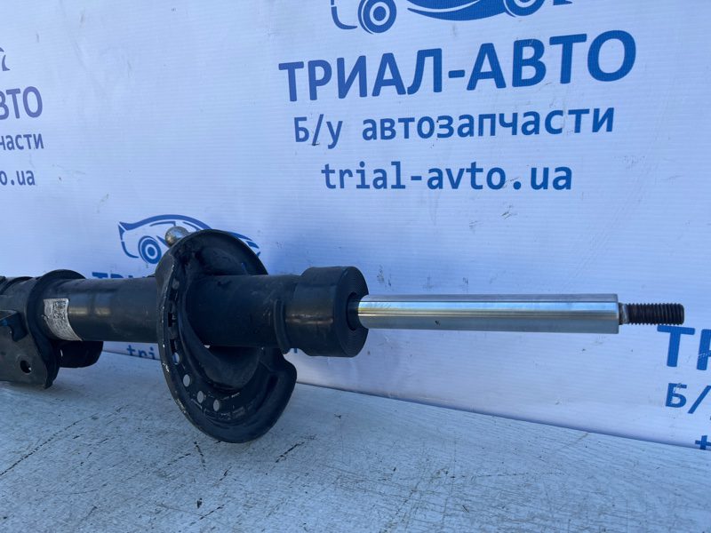Амортизатор передний левый Jeep Compass 2016-2020 68259677AB (Арт. 72671) Амортизатор передний левый Jeep Compass 2016-2020 68259677AB (Арт. 72671)