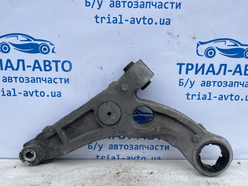 Рычаг передний нижний левый Jeep Cherokee 2013-2019 4668993AF (Арт. 72882) Рычаг передний нижний левый Jeep Cherokee 2013-2019 4668993AF (Арт. 72882)