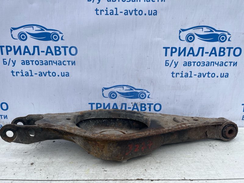 Рычаг задней подвески нижний поперечный (под пружину) Ford Explorer 2011-2019 8A8Z-5A649-C (Арт. 72933) Рычаг задней подвески нижний поперечный (под пружину) Ford Explorer 2011-2019 8A8Z-5A649-C (Арт. 72933)