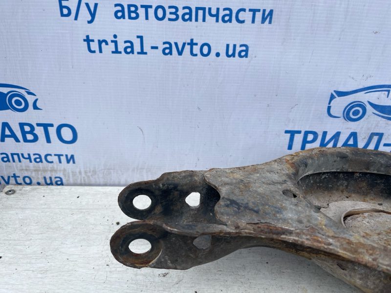 Рычаг задней подвески нижний поперечный (под пружину) Ford Explorer 2011-2019 8A8Z-5A649-C (Арт. 72933) Рычаг задней подвески нижний поперечный (под пружину) Ford Explorer 2011-2019 8A8Z-5A649-C (Арт. 72933)