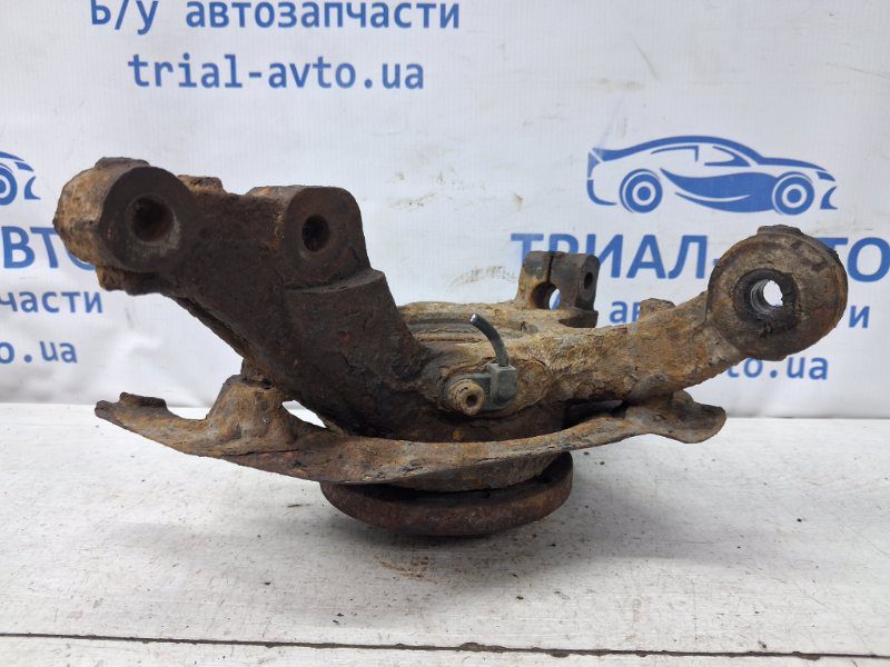 Кулак поворотный левый со ступицей Fiat Doblo 2010-2025 51940121 (Арт. 76560) Кулак поворотный левый со ступицей Fiat Doblo 2010-2025 51940121 (Арт. 76560)