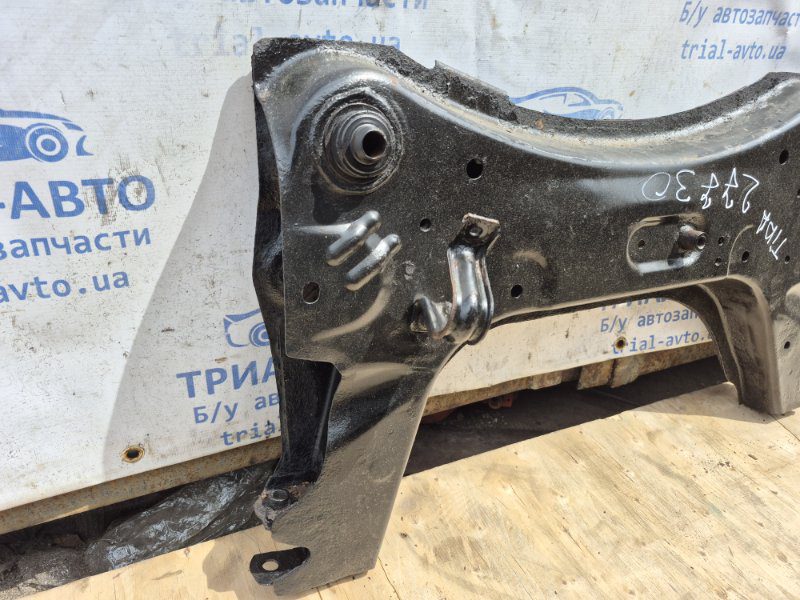 Балка передней подвески Nissan Tiida 2004-2014 54400EL000 (Арт. 27730) Балка передней подвески Nissan Tiida 2004-2014 54400EL000 (Арт. 27730)