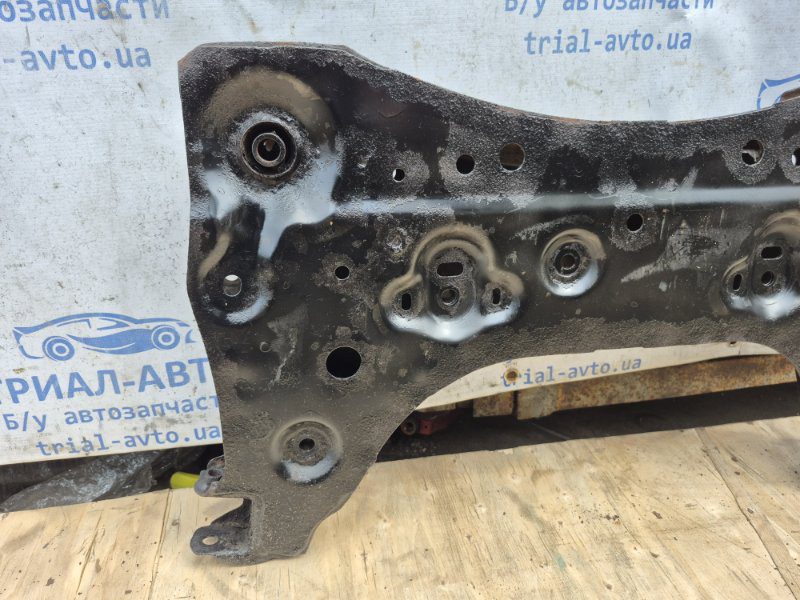 Балка передней подвески Nissan Tiida 2004-2014 54400EL000 (Арт. 27730) Балка передней подвески Nissan Tiida 2004-2014 54400EL000 (Арт. 27730)