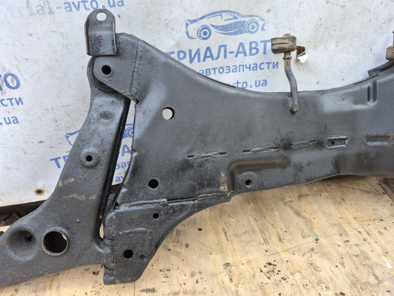 Балка передней подвески Mitsubishi Outlander 2003-2008 MR961222 (Арт. 59653) Балка передней подвески Mitsubishi Outlander 2003-2008 MR961222 (Арт. 59653)
