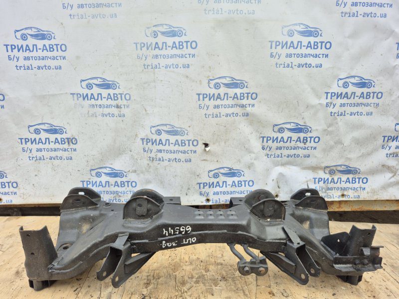 Балка задней подвески Mitsubishi Outlander 2003-2006 MR961172 (Арт. 66544) Балка задней подвески Mitsubishi Outlander 2003-2006 MR961172 (Арт. 66544)