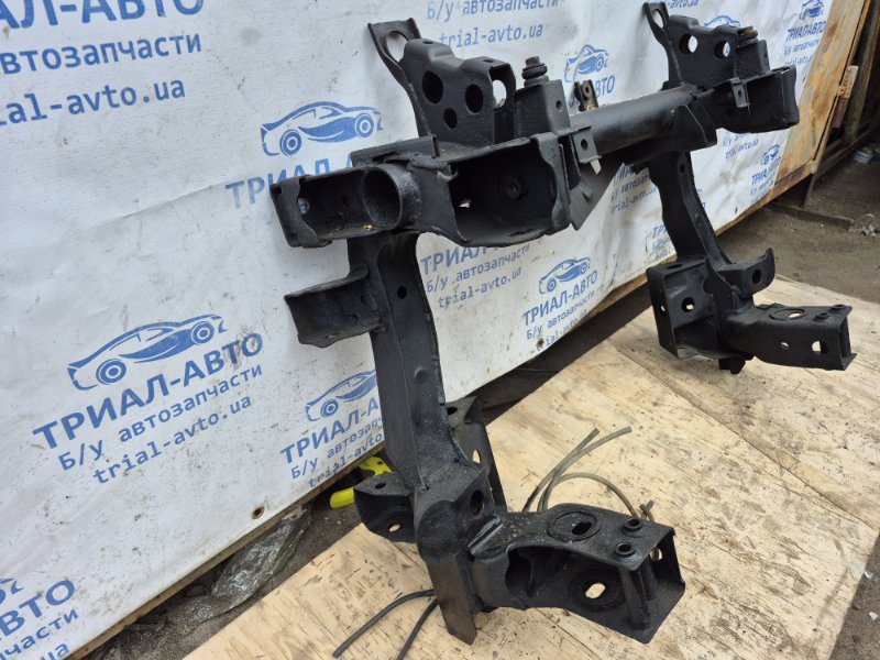 Балка передней подвески Mitsubishi Pajero Wagon 1999-2006 4000A210 (Арт. 68832) Балка передней подвески Mitsubishi Pajero Wagon 1999-2006 4000A210 (Арт. 68832)