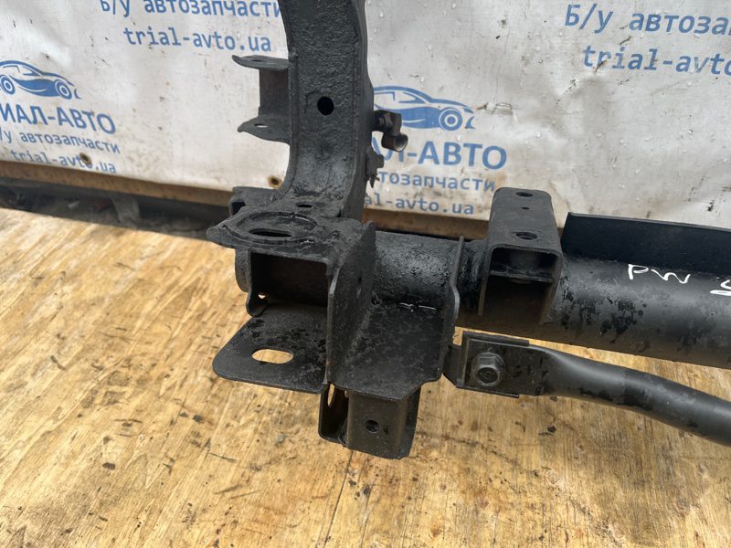 Балка передней подвески Mitsubishi Pajero Wagon 1999-2006 MR448101 (Арт. 54647) Балка передней подвески Mitsubishi Pajero Wagon 1999-2006 MR448101 (Арт. 54647)
