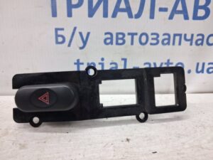 Кнопка аварийки Mitsubishi Pajero Sport 1996-2008 MR117573 (Арт. 77795)