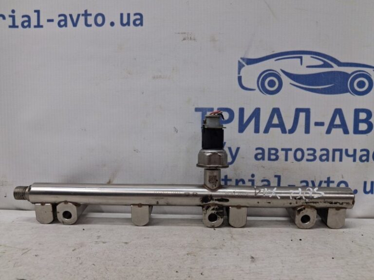 Топливная рампа Kia Sorento XM 2.4 БЕНЗИН G4KJ 2009 (б/у)