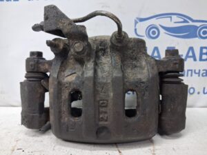 Суппорт передний левый Mitsubishi Pajero Sport 1996-2008 MB858406 (Арт. 78045)