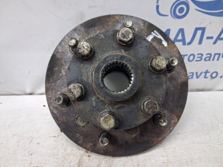 Ступица передняя Mitsubishi Pajero Sport 1996-2008 MB891088 (Арт. 78047)