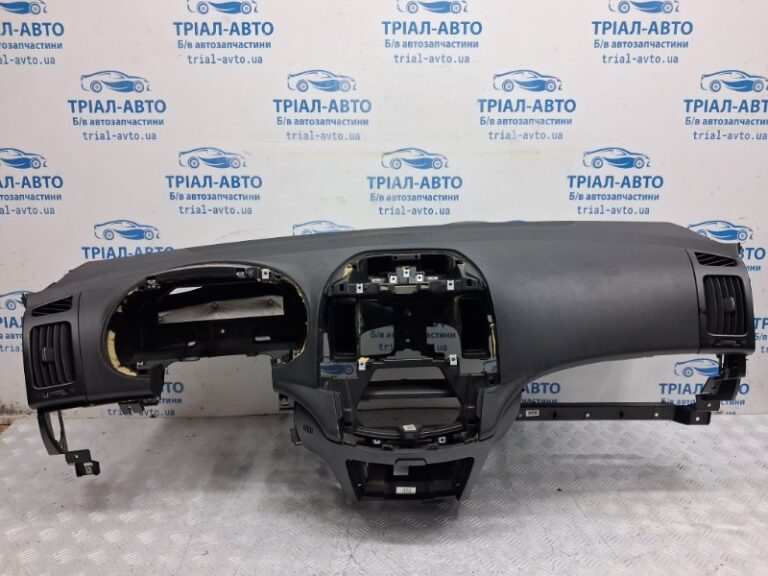 Торпеда с подушкой бесопасности Hyundai I30 2007-2012 847102L150XP (Арт. 78123)