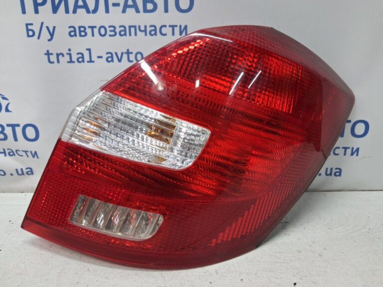 Фонарь задний внешний правый Skoda Fabia 2007-2014 5J6945112 (Арт. 78135)