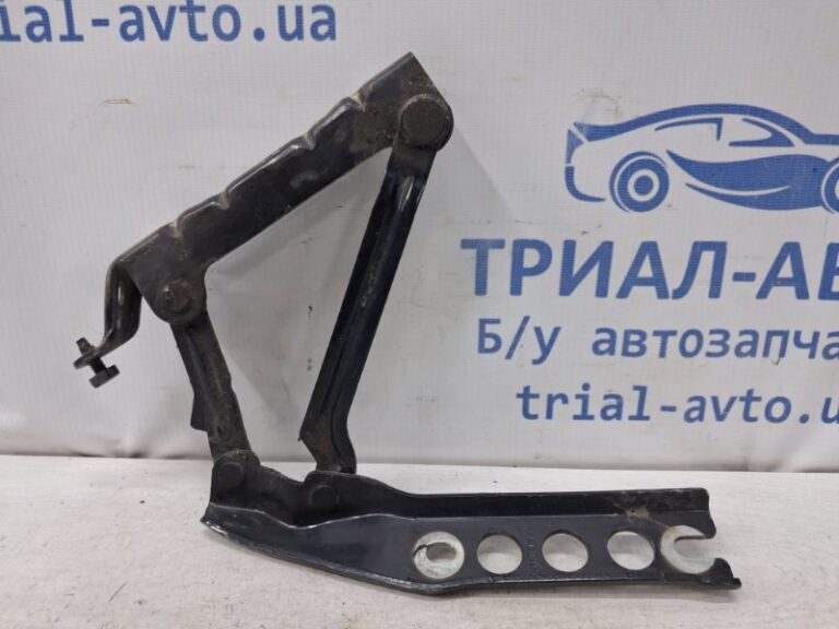 Петля капота правая Skoda Fabia 2007-2014 5J0823302 (Арт. 78140)