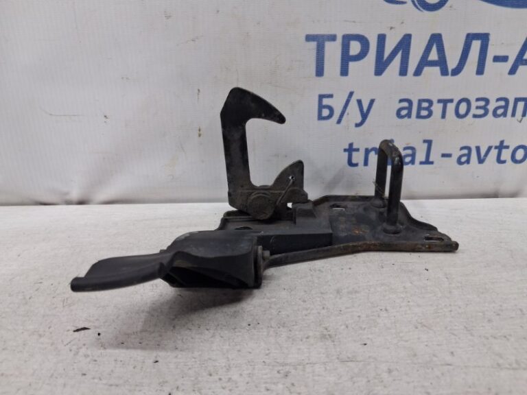 Крюк капота Skoda Fabia 2007-2014 5J0823480B (Арт. 78147)