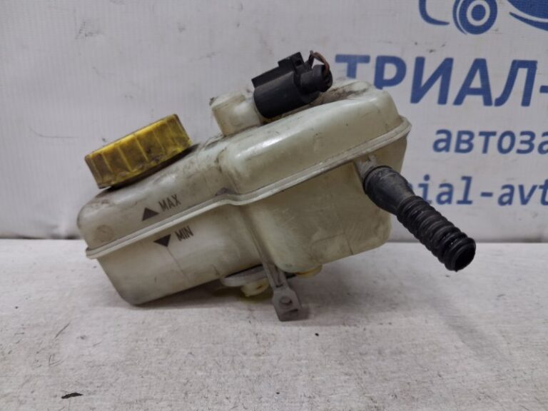 Бачок главного тормозного цилиндра Skoda Fabia 2007-2014  (Арт. 78166)