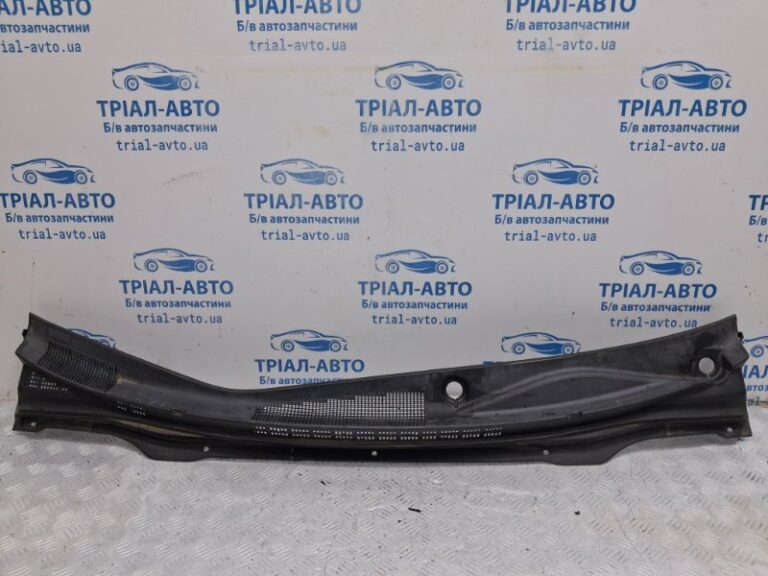 Дефлектор дворников Hyundai I30 2007-2012 861502L000 (Арт. 78174)