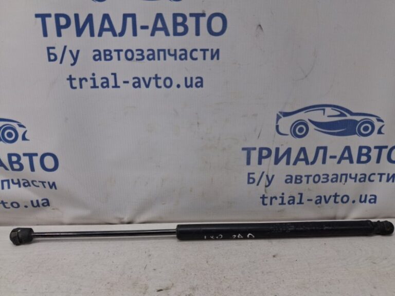 Амортизатор крышки багажника Hyundai I30 2007-2012 817702L201 (Арт. 78239)
