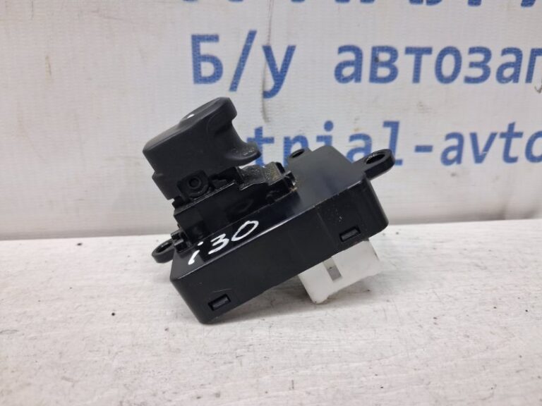 Кнопка стеклоподъемника Hyundai I30 2007-2012 936762L011 (Арт. 78261)