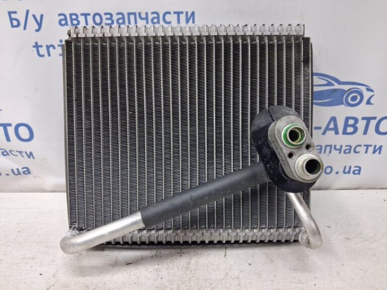Осушитель кондиционера Hyundai I30 2007-2012 971401H000 (Арт. 78278)