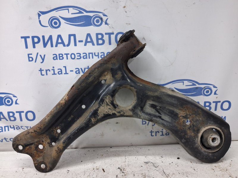 Рычаг левый Skoda Fabia 2007-2014 6R0407151 (Арт. 78290) Рычаг левый Skoda Fabia 2007-2014 6R0407151 (Арт. 78290)